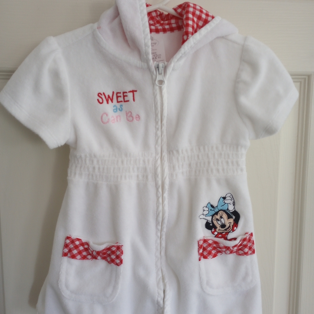 Toddler Hooded Swim Coverup Towel Bathrobe with Minnie Mouse And Red Accents